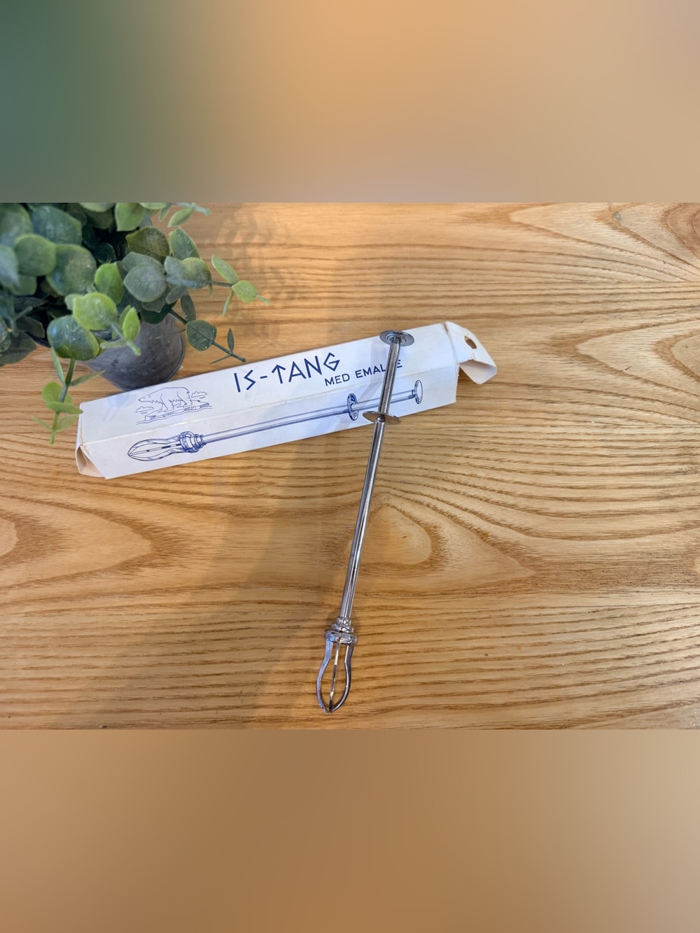 🌿10/$25 • Vintage Ice Tongs With Enamel